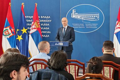 A tartományi kormány felvétele