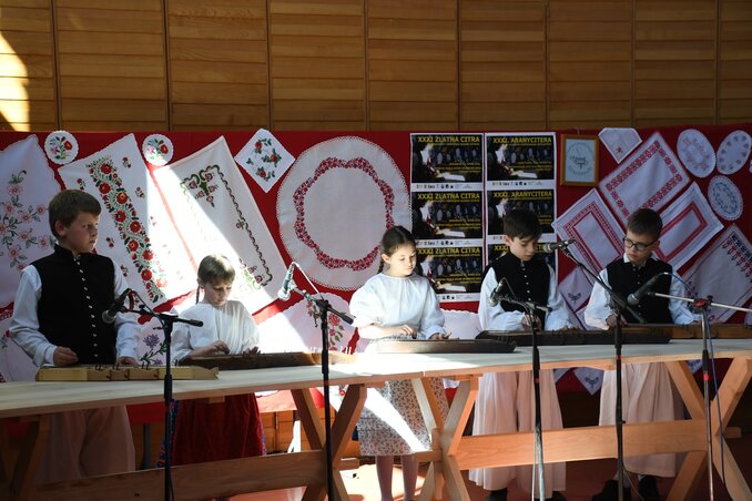 A temerini Gyöngyvirág citeracsoport