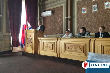 Tizenhét napirendi pontot vitatott meg az óbecsei községi képviselő-testület (Fotó: Ricz Róbert)