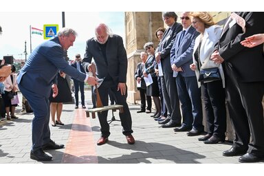 Krasznahorkai László Nobel-díjas írót ünnepelte az MTA (Fotó: MTI)