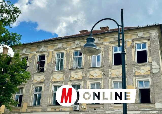 A homlokzat is sorra kerül (Vidács Hajnalka felvétele)