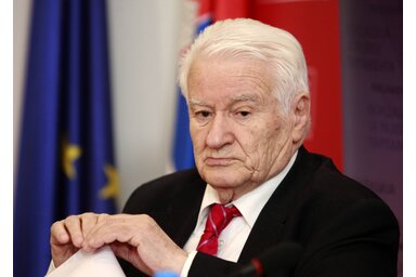 Dragoljub Mićunović (1930–2026) (Fotó: Beta)