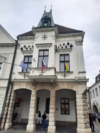 A városháza homlokzata