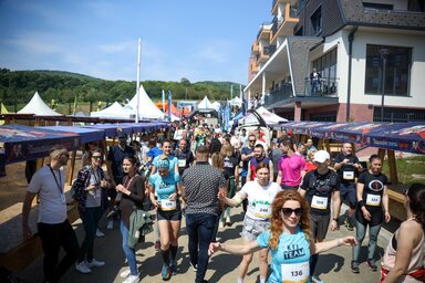 A fotó egy korábbi Tour de Fruška hangulatát idézi, a találkozó az idén szombaton 10 órakor lesz a település központjában. A bejelentkezéseket online fogadják