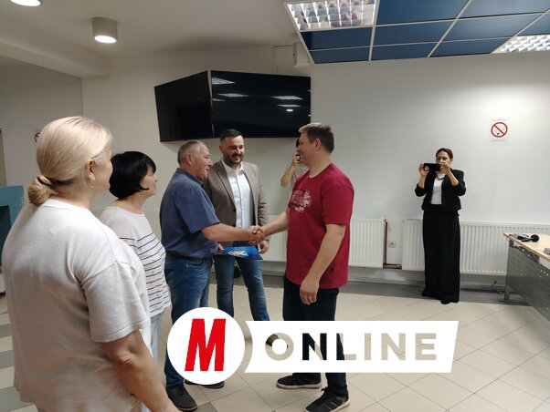 Koperec Gábor a szerződést Pásztor Róberttől vette át (Fotó: Tóth D. Lívia)