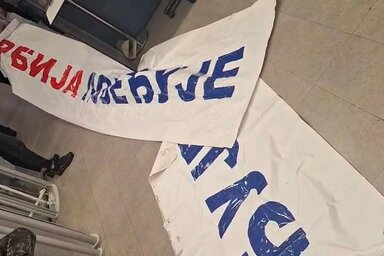Biztonsági kockázatra hivatkozva fordították vissza a szerb utasokat (Fotó: Uprava policije Crne Gore)