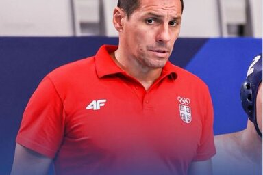 Vladimir Vujasinović a posztjáról lemondott Uroš Stevanovićot váltja (Instagram: Sportissimo.rs)