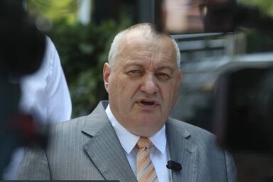 A DP elnöke szerint a kialakult népszavazási hangulat akár politikai sikerré is alakítható (Fotó: Beta/Milan Ilić)