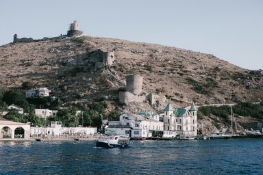 A Krímben a villamosenergia-hálózatban keletkezett károk miatt részleges áramkimaradás van, de folyik a helyreállítás (Fotó: Pexels.com)