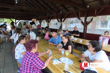 A nagycsaládos rendezvény az adai Adrenalin-tavon (Csincsik Zsolt felvétele)