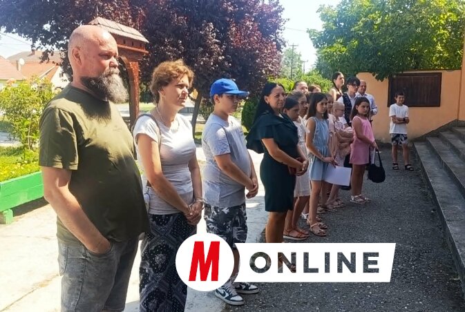 Az emlékezők (Fotó: L. Móger Tímea)