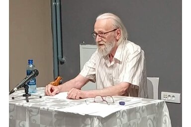 Kishegyesi Könyvtár