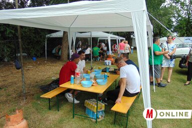 A falunapi főzőverseny nagy népszerűségnek örvend a helybeliek körében (Fotó: Vidács Hajnalka)