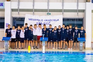 A Spartacus és a Becse közös csapata bronzérmet nyert az országos bajnokságon (Fotó: Spartacus Vízilabdaklub)