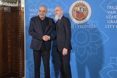Luca Gori, Olaszország szerbiai nagykövete és Stevan Bakić, Szabadka polgármestere (Bartus Bella felvétele)