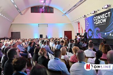 A tavalyi Connect+Grow konferencia megnyitója (Fotó: Molnár Edvárd (Archív))