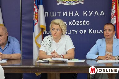 Valka Károly alpolgármester, Vesna Tomić, Kúla polgármestere és Biljana Leovac (Fotó: Paraczky László)