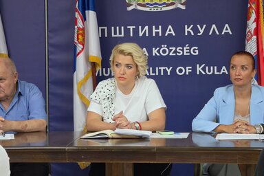 Valka Károly alpolgármester, Vesna Tomić, Kúla polgármestere és Biljana Leovac (Fotó: Paraczky László)