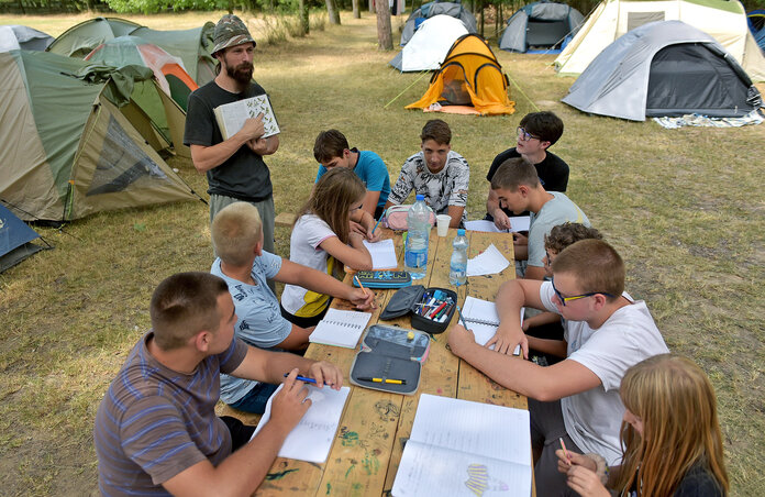 A keddi napon látott madarak listázása (Fotó: Gergely Árpád felvétele)