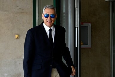 Szavai szerint lemondásának három nyomós oka van: a felelősség, az önkény – amit szerinte a Tisza-kormány képvisel –, és a megújulás (Fotó: MTI)