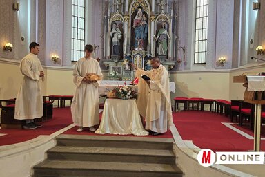 Muzslyán is megszentelték az új kenyeret (Vidács Hajnalka felvétele)