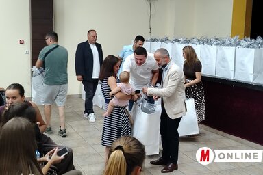Az utóbbi egy évben született babák szülei vették át a gyermeküléseket (Fotó: Tóth Péter felvétele)