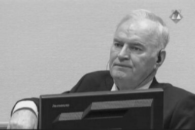 A hágai törvényszék által életfogytiglani szabadságvesztésre ítélt Ratko Mladić 84 éves korában hunyt el (Fotó: Printscreen/ICTY)