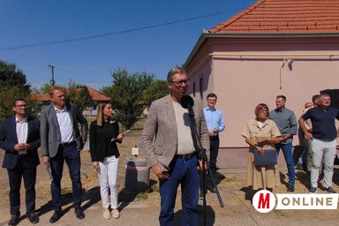Aleksandar Vučić, Szerbia köztársasági elnöke ma Kisoroszra látogatott (Vidács Hajnalka felvétele)