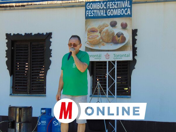 A fesztivált Talpai Sándor, a kisoroszi Torontál Magyar Oktatási, Művelődési és Ifjúsági Központ elnöke nyitotta meg/Vidács Hajnalka