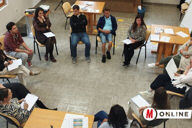 A módszertani felkészítés utolsó napján a művészekhez a pedagógusok is csatlakoztak (Fotó: Kancsár Izabella)