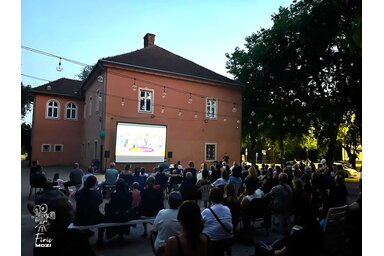 A második évad záróeseménye jó hangulatú szabadtéri mozizás volt