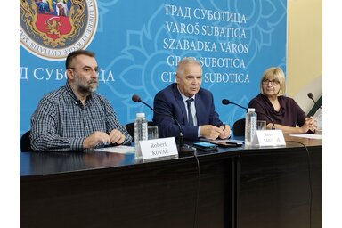 Kovács Róbert, Szabados Róbert és Branka Banjanin a sajtótájékoztatón/fotó: Lukács Melinda