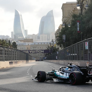 A Mercedes britje elsőként ért célba az azeri fővárosban (foto: beta.rs)
