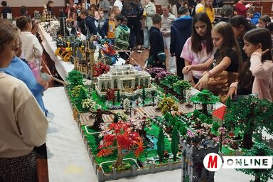 A kreációk több ezer vagy több tízezer LEGO-kockából állnak össze (Fotó: Kancsár Izabella)
