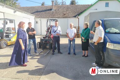 A Bálint család méhészetében mára évente 40-50 tonna mézet termelnek (Tóth D. Lívia felvétele)