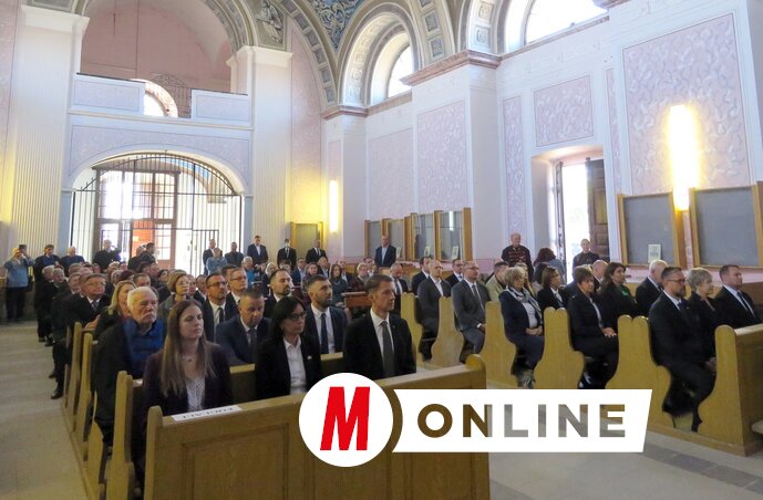 Megtelt a Szent Ágoston-emléktemplom (Fotó: Kecskés István)
