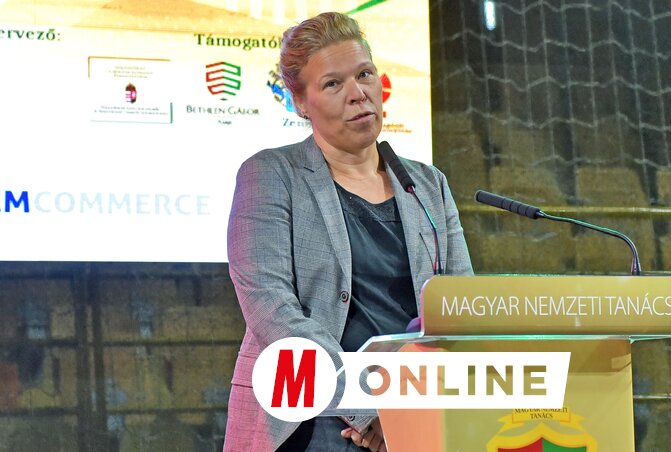 Dr. Zakinszky Toma Viktória, az MTTK oktatási dékánhelyettese (Fotó: Gergely Árpád felvétele)