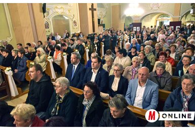 A politikusok, közéleti személyek is jelen voltak/Gergely Árpád