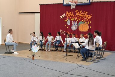 A tornyosi gyermekek egy gyönyörű dalt adtak elő (Fotó:Kállai Göblös Nikoletta)