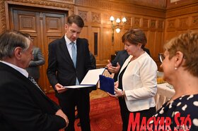 A Kallós Zoltán Külhoni Magyarságért Díj ünnepélyes átadása az Országházban