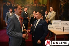 A Magyar Összefogás listájának átadása Belgrádban