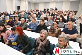 A Magyar menyegző vetítése a szabadkai Magyar Tannyelvű Tanítóképző Karon