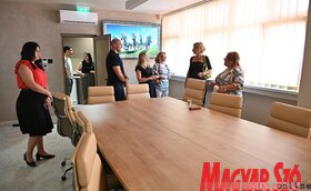 A Szerbiai Gazdasági Kamara képviselőinek látogatása a Magyar Szó-házban