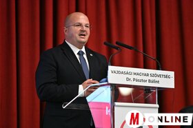 A VMSZ lakossági fóruma a szabadkai Népkörben