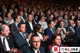 A Vajdasági Magyar Szövetség központi megemlékezése Szabadkán