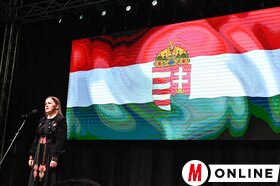 A Vajdasági Magyar Szövetség regionális lakossági fóruma Szabadkán