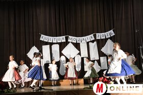 A Vajdasági Népek és Nemzetiségek Hagyományápoló Klub idényzáró műsora Szenttamáson