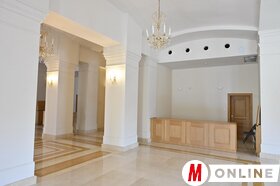 A felújított Szabadkai Népszínház képekben