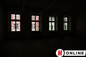 A felújított Szabadkai Népszínház képekben