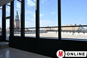 A felújított Szabadkai Népszínház képekben